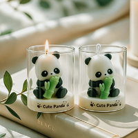Bougies en verre en forme d'ours mignonnes et originales, faites à la main, en gros, pour la décoration intérieure, parfumées à la cire de soja, avec étiquette privée