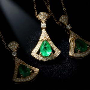 Collar Xinfly de Oro Sólido de 18K con Esmeralda Natural y Diamantes de 0.34~0.52ctw, Forma de Hoja de Ginkgo, AU750, Corte Pera, Gema Verde, Joyería Fina - Product Image 2