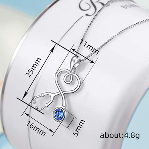 Ciondolo a forma di stetoscopio in oro bianco con cristallo blu per professionisti medici, gioielli unisex da indossare tutti i giorni - Product Image 4