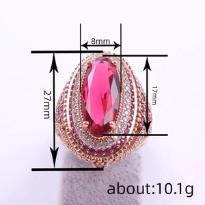 Anello Scintillante di Lusso Stile Corte per Donne, Elegante Gioiello da Dito alla Moda - Product Image 4