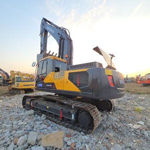 Excavadora Hidráulica de Orugas Volvo EC 300 Usada Casi Nueva, Excavadora VOLVO EC300 de Segunda Mano, Excavadora Volvo 300 de 30 Toneladas en Existencia - Product Image 1