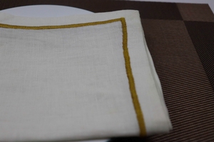 Serviettes de table en lin avec logo personnalisé, serviettes en tissu réutilisables pour restaurant et hôtel - Product Image 3