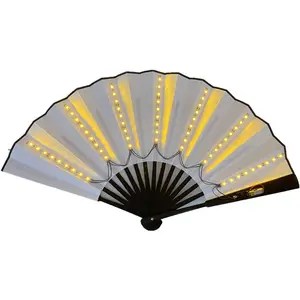Nieuw Ontwerp Led Handventilator Opvouwbare Verlichting Bamboe Decoratieve Rave Flash Fan Papier Fans Voor Feest