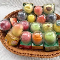 En gros, desserts glacés surgelés, glaces saveur mangue, fraise, raisin, glaces en forme de fruits, bâtonnets glacés aux fruits mélangés