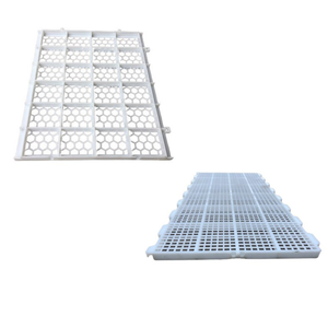 Rollo de piso de listón de plástico para aves de corral de alta calidad, piso de listón de plástico para aves de corral, pisos de listón hechos en Vietnam - Product Image 2