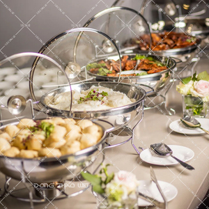 Bán Hot Khách Sạn Buffet Thực Phẩm Hâm Nóng 4 Cái Đặt Chafing Món Ăn Ấm Hơn Với Nắp Thủy Tinh 201 Thép Không Gỉ Vòng Chafing Món Ăn