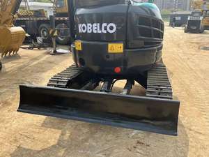 Mini-excavatrice sur chenilles d'occasion Kobelco SK35, très demandée, stock d'origine Japon, prix bas, Shanghai, avec godet de 3m, boîte de vitesses, moteur et pompe - Product Image 4