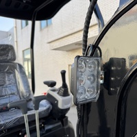 Remises Fabricant : Nouvelle Mini-Pelleuse de 1,6 Tonne, Machine à Chenilles Tout-Terrain pour Ferme et Usage Domestique, Mini-Excavatrice Compacte