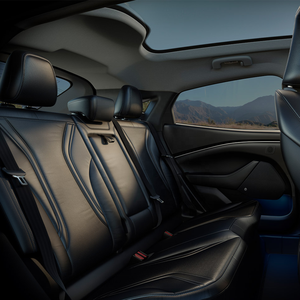 F.ORD <span class=keywords><strong>SUV</strong></span> de sport Véhicules à énergies nouvelles Véhicules électriques CLTC 619 Km <span class=keywords><strong>Mustang</strong></span> Mach-E Black Cars - Product Image 6