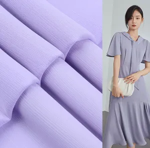 Hot Selling 115gsm Lichtgewicht Ultra Zachte Polyester Chiffon Textiel Hoge Kwaliteit Gewaad En Jurk Sari Stof Rood