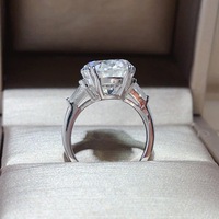 Bague ovale en moissanite 10 carats couleur D pour femme, style audacieux entièrement en moissanite, mode européenne en gros