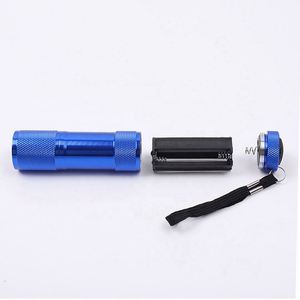 Mini lampe torche LED COB tactique d'urgence personnalisable avec logo, format de poche, 9 ampoules, en aluminium, avec piles AAA, autonomie de 10 000 heures - Product Image 2