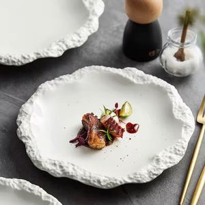 Creative Circular Irregularity Eco-Friendly Engraved Porcelain <b>Plate</b> Unique Design Classic <b>Ceramic</b> Disc Dinnerware Restaurant - Product Image 3