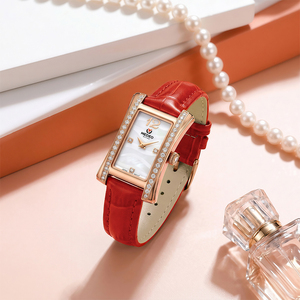 Montre à quartz de luxe vintage carrée pour <span class=keywords><strong>femme</strong></span> avec diamants, chiffres romains roses et bracelet en cuir - Product Image 4