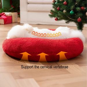 Lit-caban pour chat d'hiver, mignon et luxueux, style dessin animé, Noël, avec rembourrage en éponge antidérapante, écologique, pour les fêtes - Product Image 4