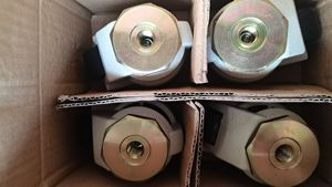 Roues à roulettes en nylon robustes GD40S GD60S GD80S GD100S avec tige de nivellement rétractable Fuma Casters - Product Image 3