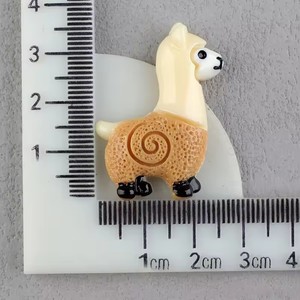 Đáng yêu flatback Alpaca cừu ngựa thiết kế nhựa nhân tạo quyến rũ động vật phụ kiện tự làm cho quà lưu niệm hoặc trang trí nội thất mô hình - Product Image 6