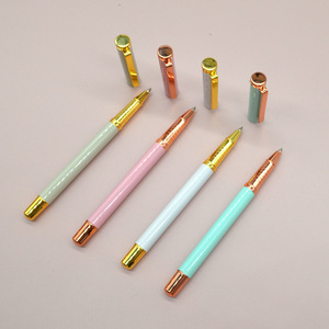Fabrikverkauf Geschenkstifte für Mädchen, mit vollflächigem Druck, kundenspezifisches Design, floraler und goldener Metall-Gelschreiber mit Logo, Bolt-Action-Stift, OEM - Product Image 3