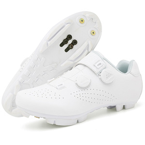 <span class=keywords><strong>Scarpe</strong></span> da Ciclismo Professionali Leggere per Uomo/Donna, per Bici da Strada e <span class=keywords><strong>Mountain</strong></span> <span class=keywords><strong>Bike</strong></span>, Modello con Sistema di Bloccaggio Assistito - Product Image 2