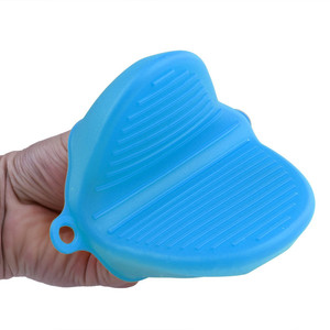 Kitchen Heat Resistant Silicone <b>Cooking</b> Glove, <b>Pot</b> Holder Silicone Oven Mitts - Product Image 2