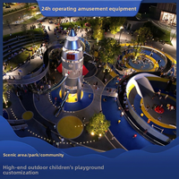 Construction d'un grand modèle de toboggan en acier inoxydable dans une tour de divertissement non motorisée dans un parc d'attractions la nuit
