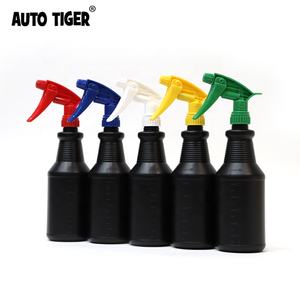 Botella Pulverizadora de Plástico Resistente <span class=keywords><strong>a</strong></span> Químicos AUTO TIGER Negra de 1000 <span class=keywords><strong>ml</strong></span> (34 oz) - Product Image 1