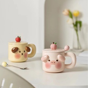 แก้วน่ารักสำหรับผู้หญิง ลายสุนัข ผลไม้ แก้วเซรามิกสำหรับกาแฟ ชา นม ดีไซน์ 3 มิติ รูปหมู พร้อมฝาและช้อน - Product Image 6