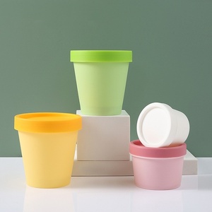 Vente directe usine – Pots de crème colorés en PP 50G 100G, pots à gommage pour les lèvres en plastique avec couvercle et cuillère applicatrice - Product Image 1