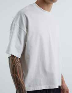 Camiseta Oversize de Algodón de 260 g/m² con Hombros Caídos, Estilo Urbano, Tallas Grandes para Hombre, Venta al por Mayor - Product Image 3