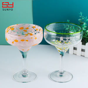 Décorations de fête à thème mexicain coloré en verre soufflé à la main verres à margarita confettis tasse à cocktail - Product Image 4