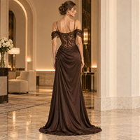 Robe de soirée personnalisée pour femme, en satin, avec corsage en dentelle florale, drapé froncé, bretelles spaghetti et fente haute, pour occasions formelles