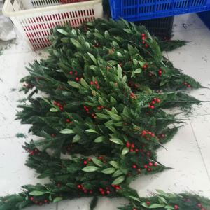 Árbol de Navidad Artificial de Polietileno 3D de Alta Calidad y Diseño Nuevo 2026, con Ramas Realistas y Luces LED, para Interiores - Product Image 2