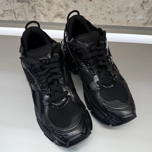 Chaussures de course pour hommes de haute qualité 2026, design tendance, chaussures de plateforme LED d'extérieur, dernières baskets lumineuses de créateur très vendues - Product Image 6