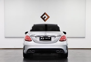 <span class=keywords><strong>Mercedes</strong></span>-Benz AMG C63 4.0T 476HP V8 Biturbo <span class=keywords><strong>Coupé</strong></span> <span class=keywords><strong>Sport</strong></span> Berline Classique LHD Biturbo <span class=keywords><strong>Sport</strong></span> Saloon d'<span class=keywords><strong>occasion</strong></span> de luxe 2017 - Product Image 4