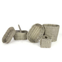 Lot de 9 paniers à linge ovales en rotin PE tissé avec couvercle en métal pour salle de bain Vente en gros personnalisé Extra Large