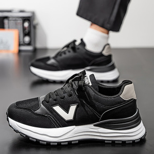 Nouvelles Chaussures de Course et de Sport Décontractées Respirantes Rétro Multi-usages à Coupe Basse pour Étudiants - Product Image 3