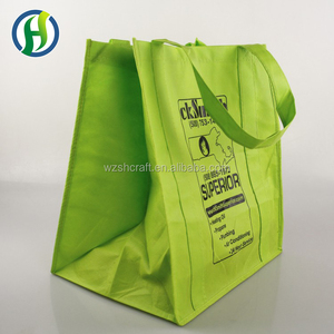 Sacs shopping réutilisables en tissu non tissé écologique, pliables, personnalisables avec logo imprimé, sacs vierges en non-tissé vert. - Product Image 2