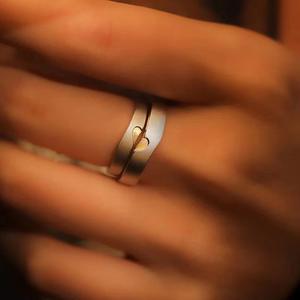 مجموعة خواتم زوجين على شكل قلب أحجية على الموضة 2 خواتم زفاف حب للنساء والرجال رومانسية بسيطة له ولها - Product Image 3