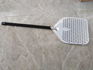Fournisseur d'usine, <span class=keywords><strong>pelle</strong></span> à pizza en aluminium perforé antiadhésif de haute qualité, détachable, avec manche long de 60 à 150 cm - Product Image 2