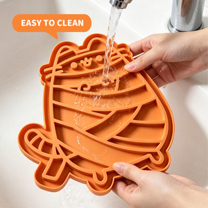 Orange <b>Cat</b> Shaped Silicone Pet Bowl Flexible Food <b>Feeder</b> Cute Feeding Dish for <b>Cats</b> and Small Pets - Product Image 3