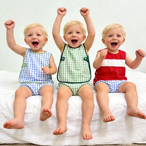 Ensemble de couches pour bébé garçon à succès avec attaches latérales, tenue d'été deux pièces pour tout-petit, vêtements monogrammés en tissu écossais pour petit garçon - Product Image 1