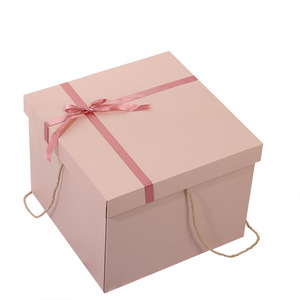 Boîte cadeau de luxe personnalisée en papier kraft recyclable de haute qualité Emballage en carton rigide avec couvercle et col blancs détachables - Product Image 1