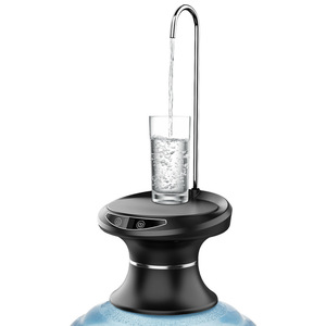 <span class=keywords><strong>Dispensador</strong></span> <span class=keywords><strong>de</strong></span> <span class=keywords><strong>Agua</strong></span> Eléctrico USB <span class=keywords><strong>para</strong></span> Botellón <span class=keywords><strong>de</strong></span> Plástico <span class=keywords><strong>de</strong></span> Sobremesa - Precio Especial <span class=keywords><strong>para</strong></span> Gatos - Product Image 1