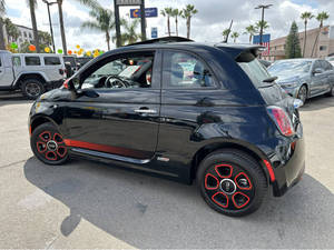 Voitures d'<span class=keywords><strong>occasion</strong></span> de qualité à prix imbattable : <span class=keywords><strong>FIAT</strong></span> 500e Turbo 2 portes Hatchback Cuir Foncé Traction Avant ACC 2020 à vendre en gros - Product Image 6
