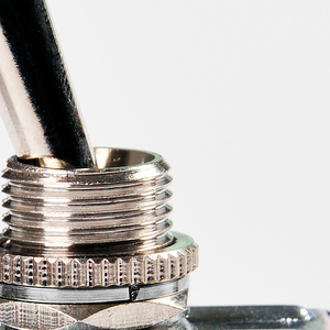 TOOWEI Selbstverriegelnde EIN/AUS/EIN Metall-Kippschalter 10A 250VAC Schraubklemmen-Kippschalter - Product Image 5