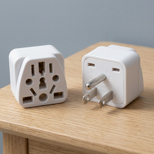 Adaptadores de Viaje Universales para Reino Unido, Tipo G - Product Image 2
