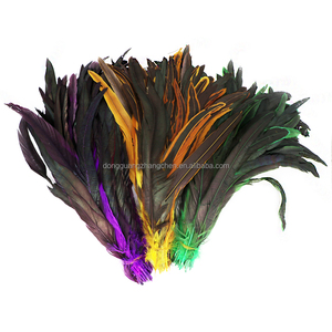Vente en gros de bricolage de vêtements accessoires de décoration 35-40cm <span class=keywords><strong>plumes</strong></span> de queue de coq blanchies <span class=keywords><strong>avec</strong></span> motif teint en couleur - Product Image 2