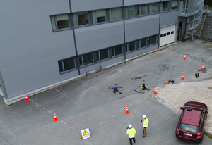 Système de drone professionnel de nettoyage de façades série SF-C avec télécommande et pulvérisation de produits chimiques pour le nettoyage des bâtiments - Product Image 5