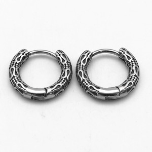 yunnique Huggie <b>Earrings</b> Titanium Steel 316 Stainless Steel Unisex Geometric Design Easy Open For Men And Women - Product Image 1