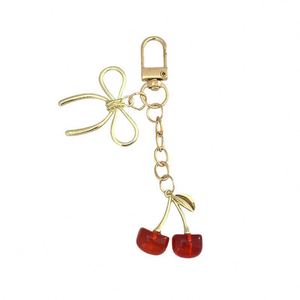 Porte-clés cerise en résine brillante, mignon et exquis, petit pendentif 3D en forme de cerise pour sac - Product Image 6